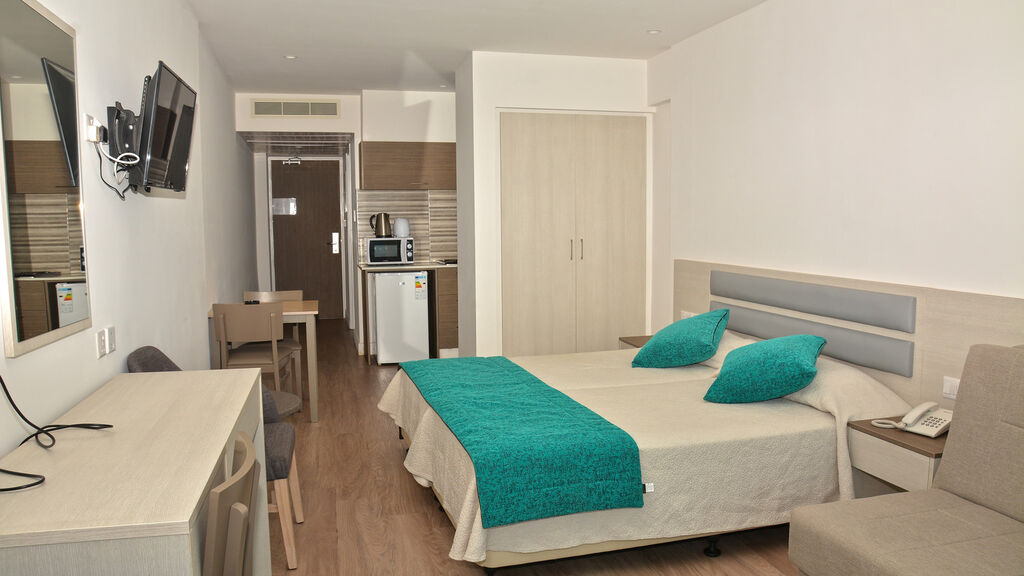 Melini Hotel Suites