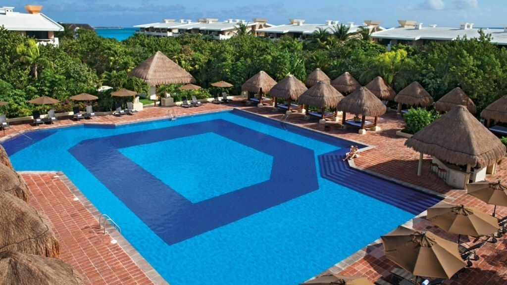 Now Sapphire Riviera Cancun