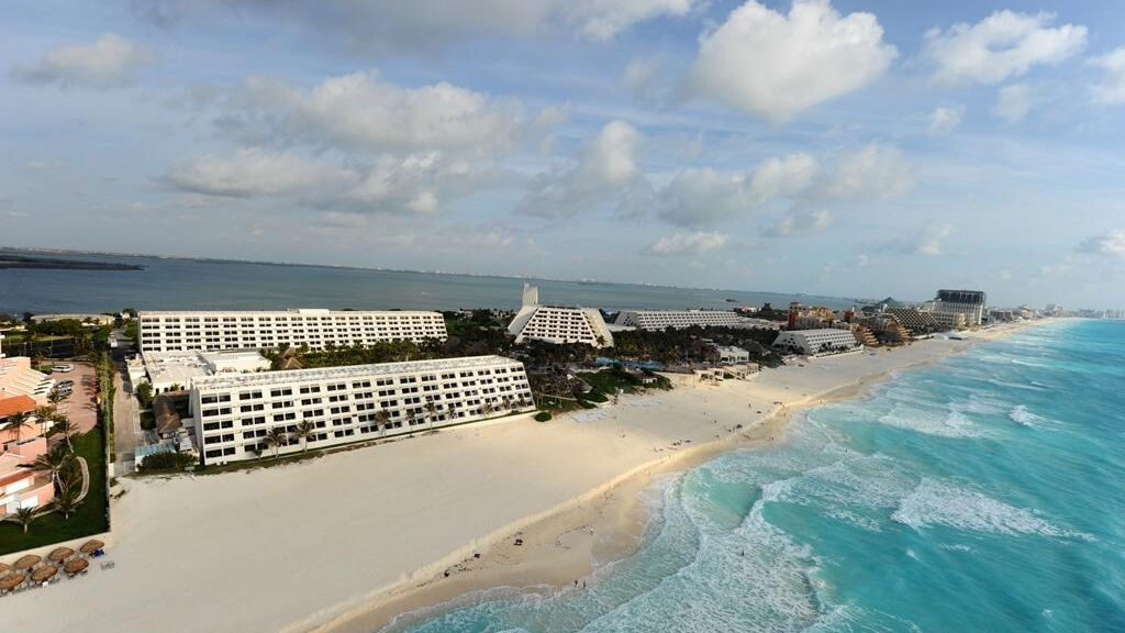 Oasis Cancun Grand