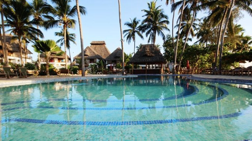 Hotel Paradise Beach Resort