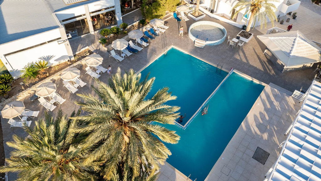 Pefkos Breeze Family Resort