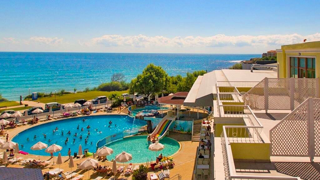 Hotel Perla Beach Luxury