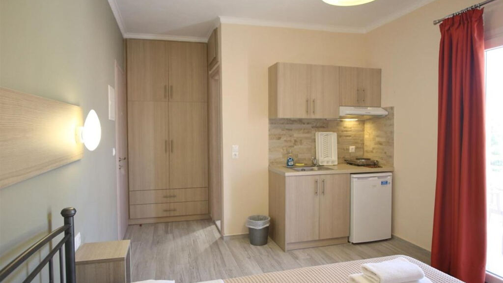 Studia a apartmány Phillipos