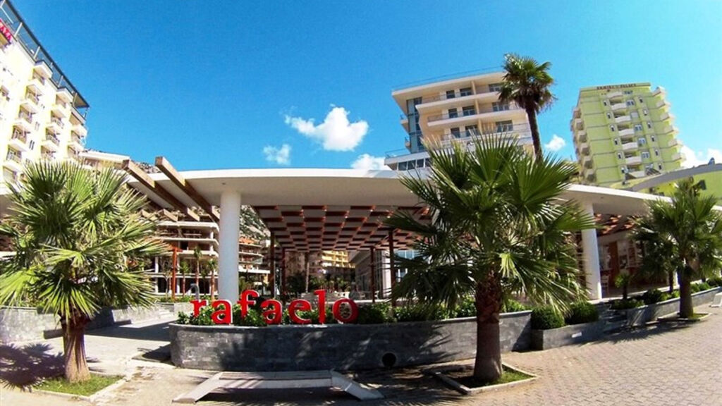 Rafaelo Resort