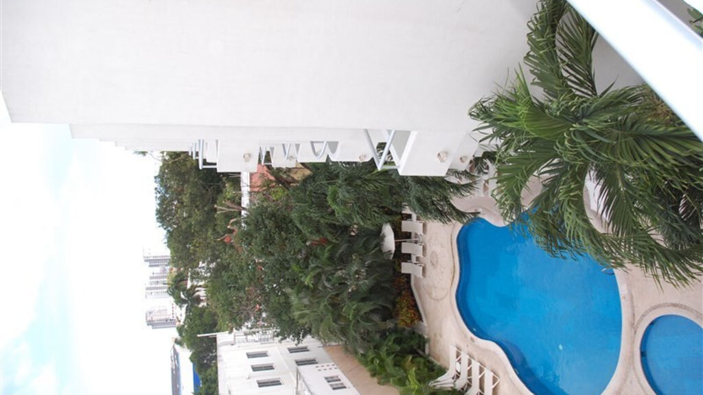 Ramada Cancún City