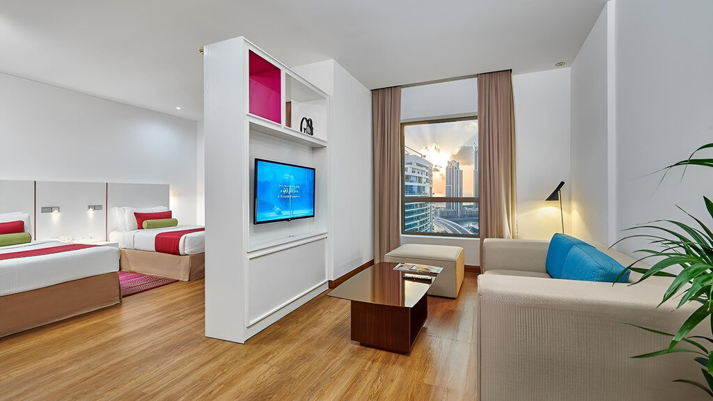 Ramada Hotel & Suites By Wyndham JBR