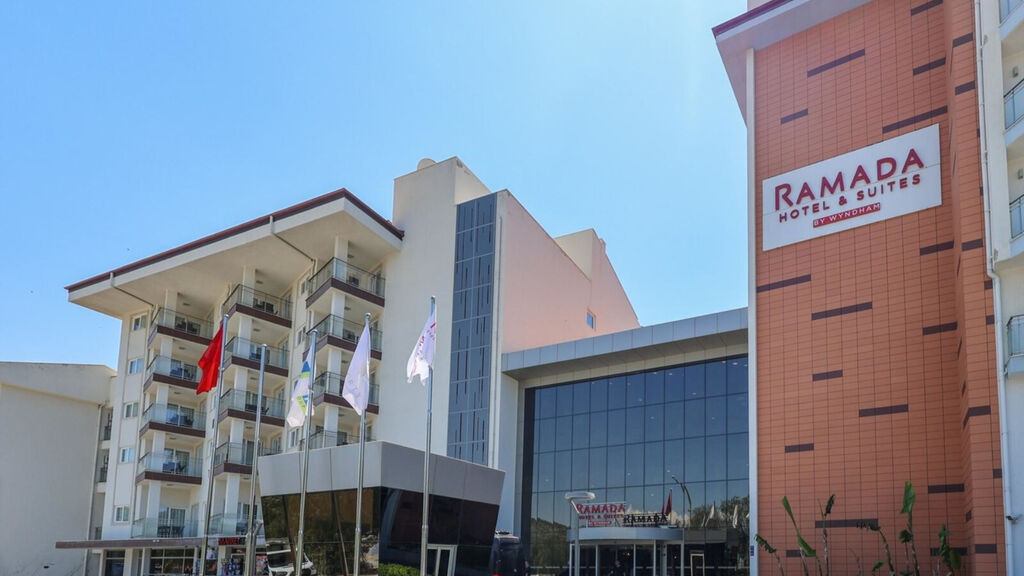 Ramada Hotel & Suites by Wyndham Kusadasi