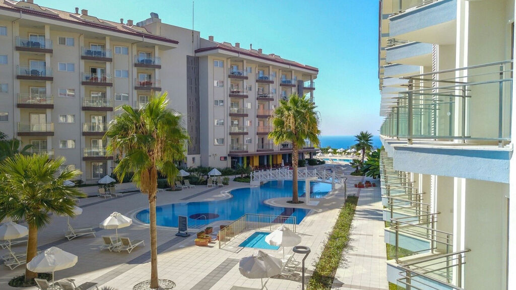 Ramada Hotel & Suites by Wyndham Kusadasi