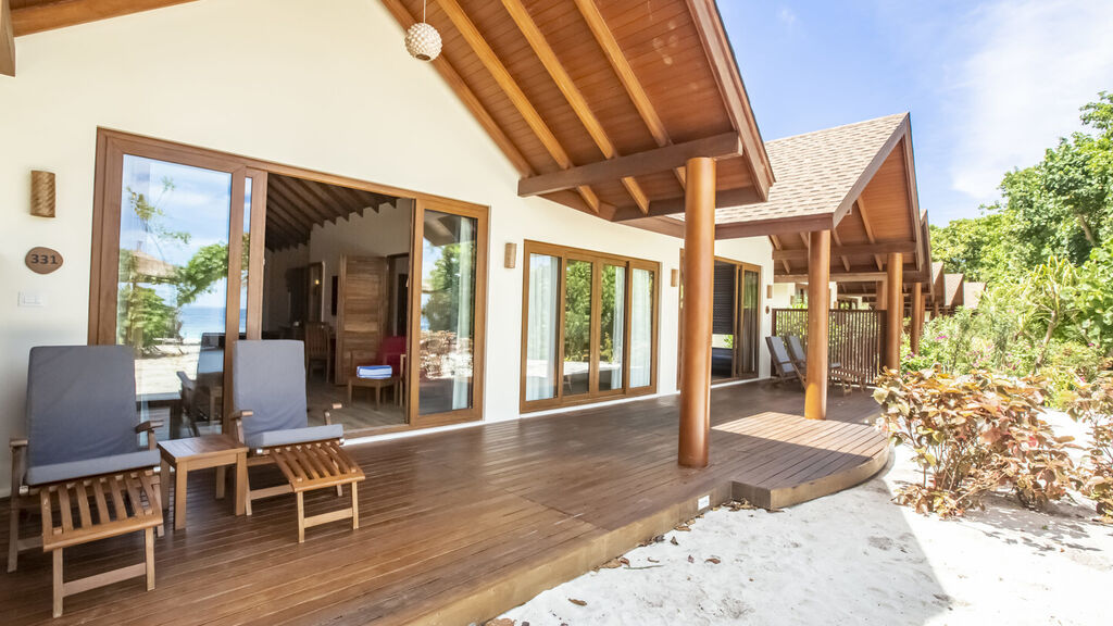 Reethi Faru Resort