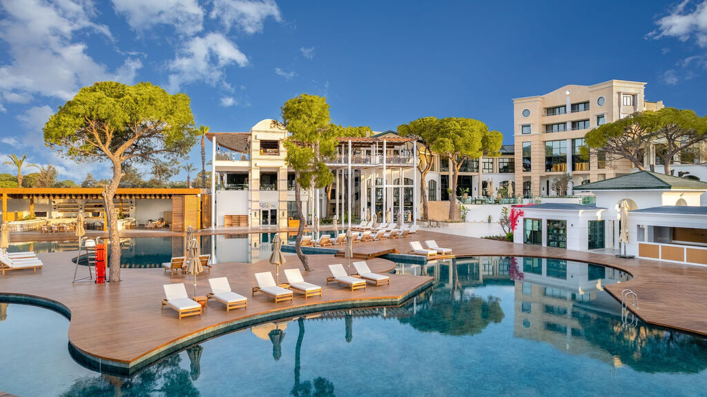 Rixos Park Belek – The Land Of Legends Theme Park Free Access