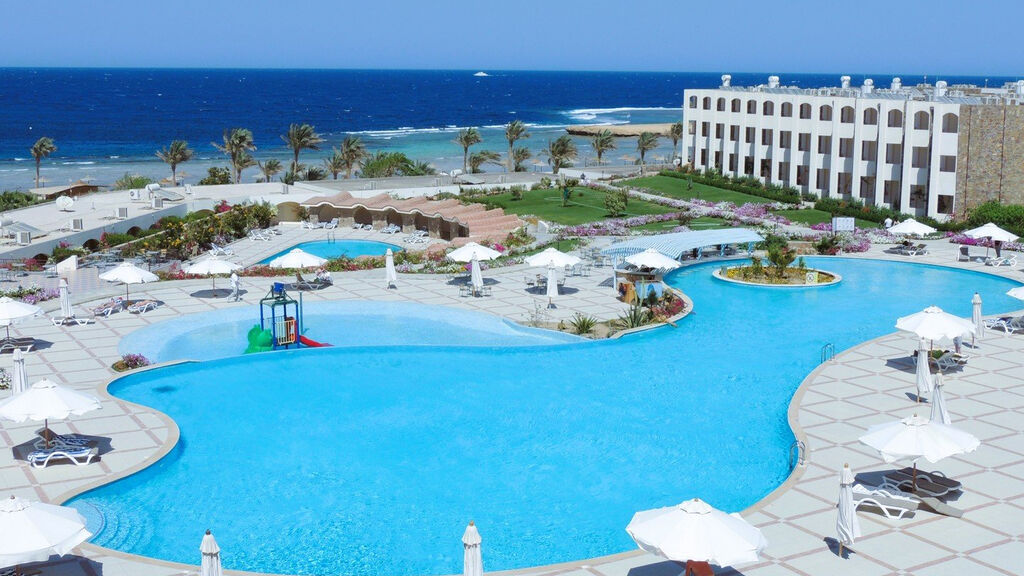 Royal Brayka Beach Resort