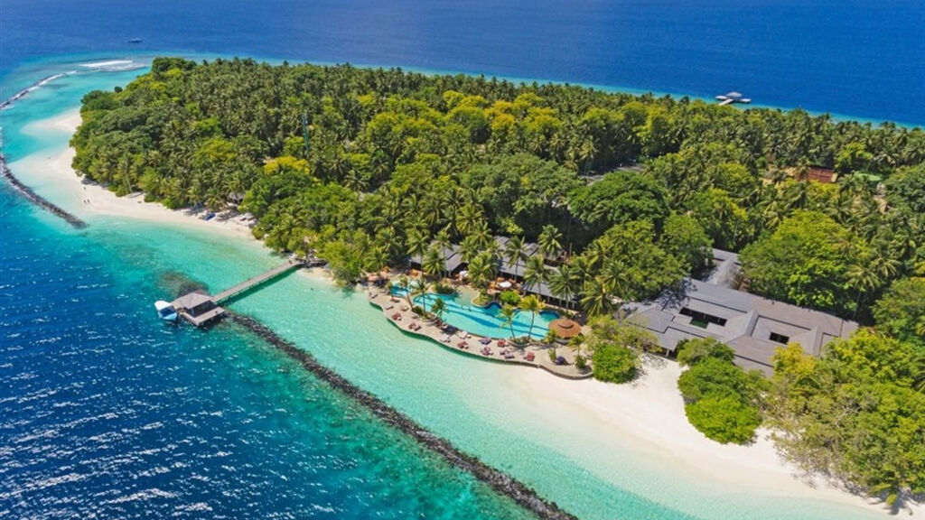 Royal Island Resort & Spa