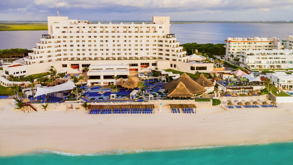 Royal Solaris Cancun Resort