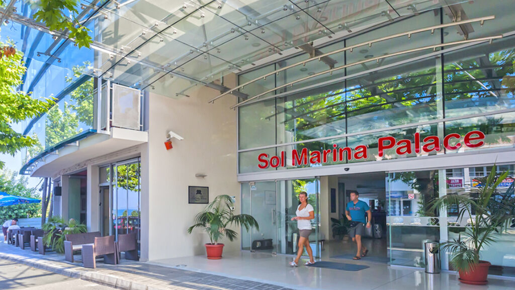 Sol Marina Palace