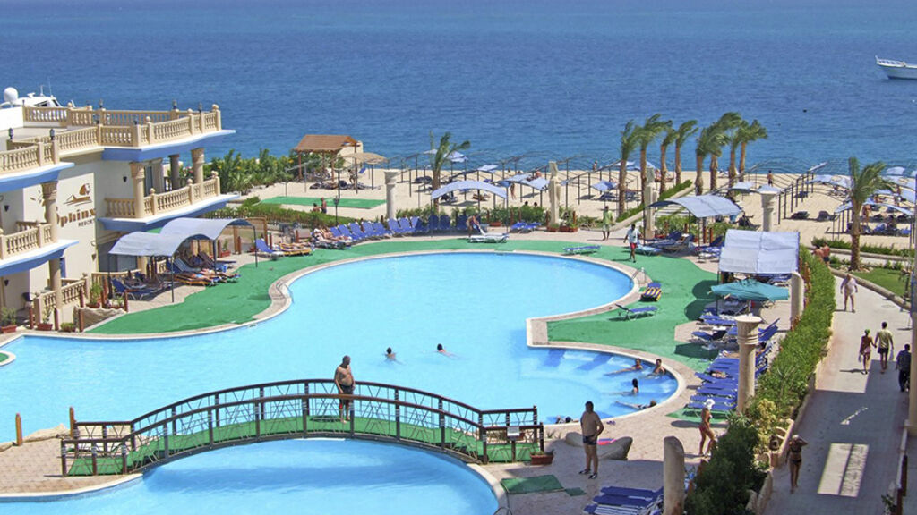 Sphinx Aqua Park Beach Resort