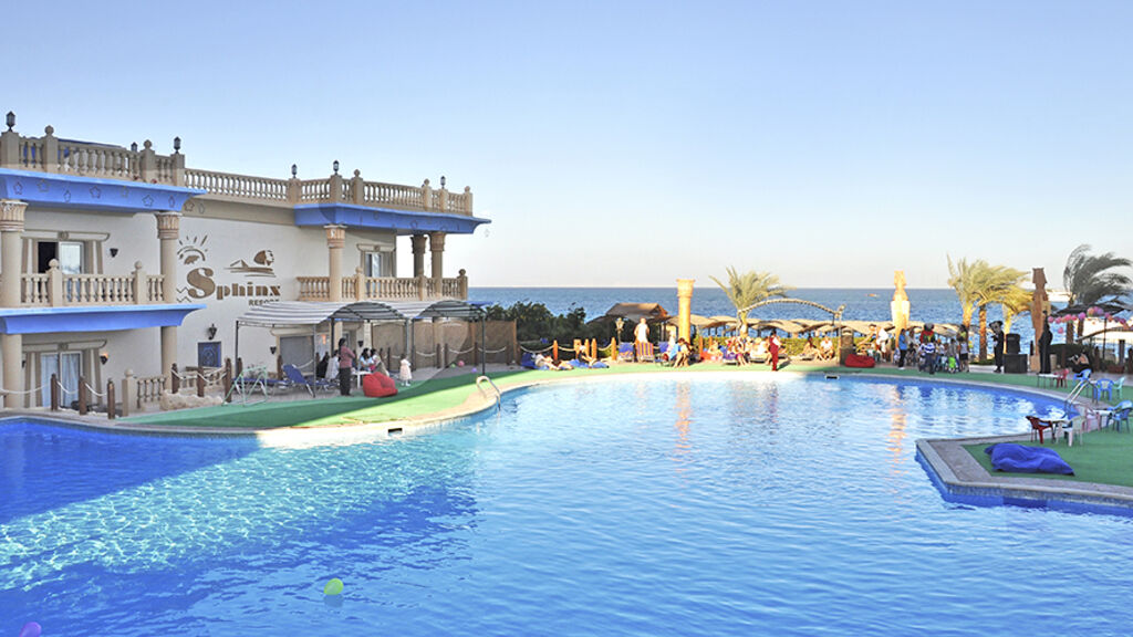 Sphinx Aqua Park Beach Resort