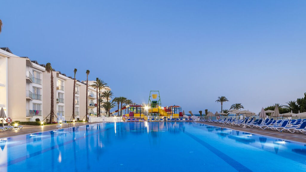 Splashworld Globales Playa Estepona