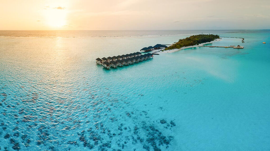 Summer Island Maldives Resort