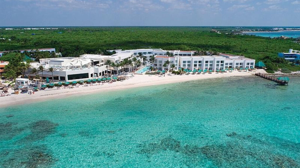 Sunscape Akumal Beach Resort