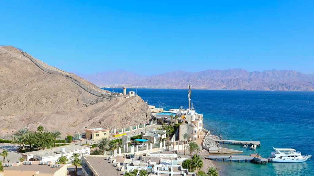 Taba Hotel & Nelson Village