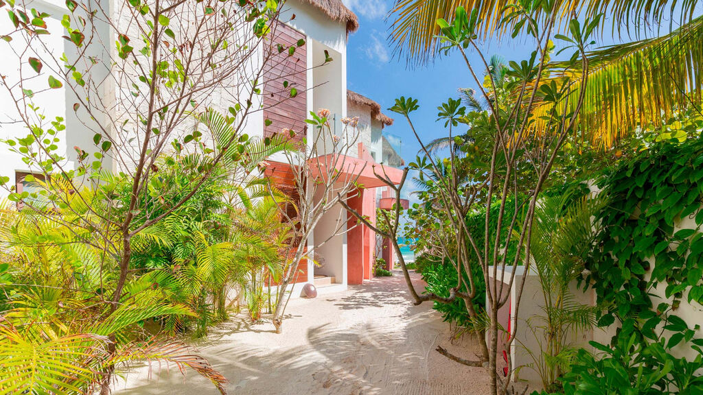 Tago Tulum By G Hotels