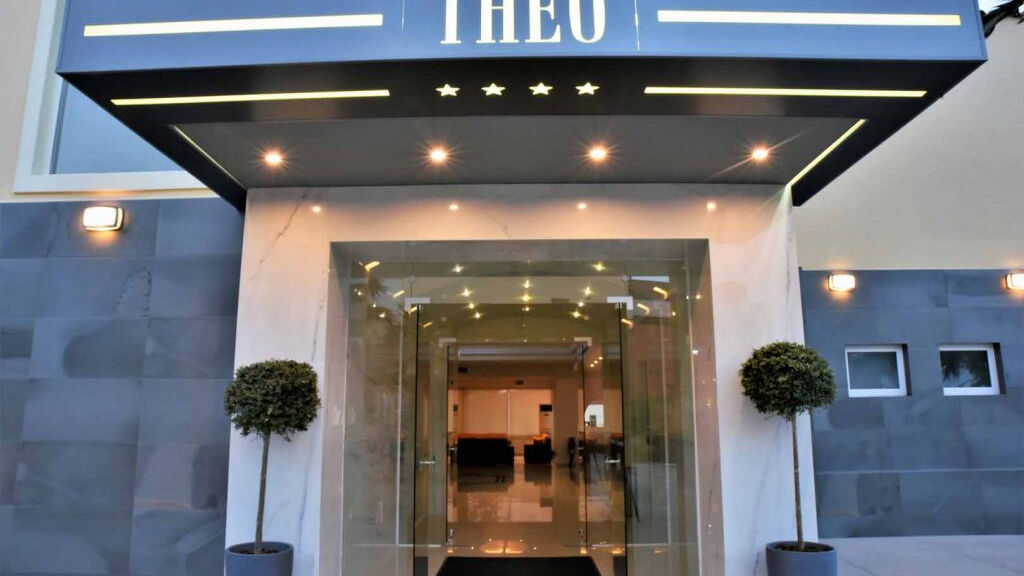 Theo Hotel Agia Marina