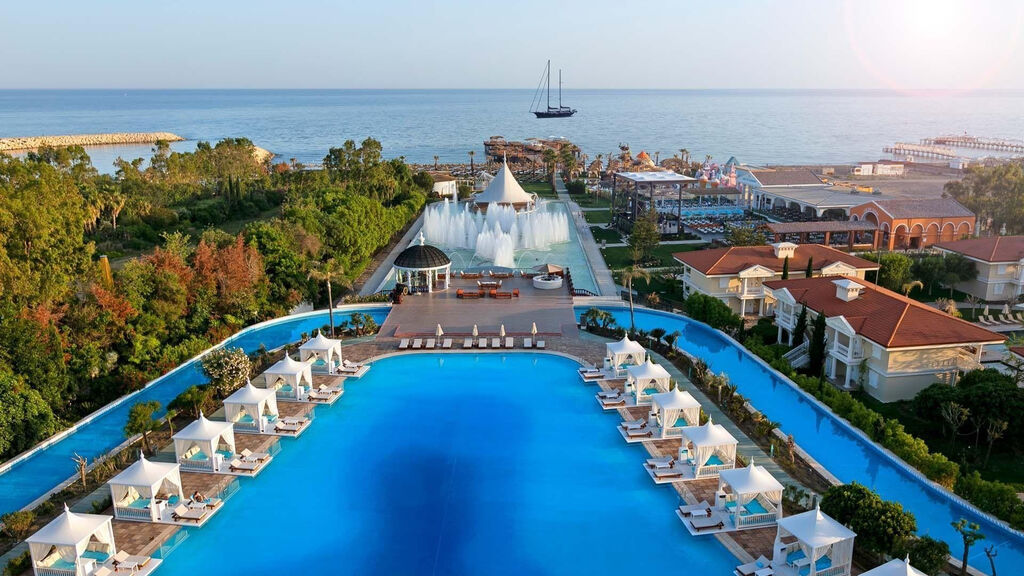 Titanic Mardan Palace