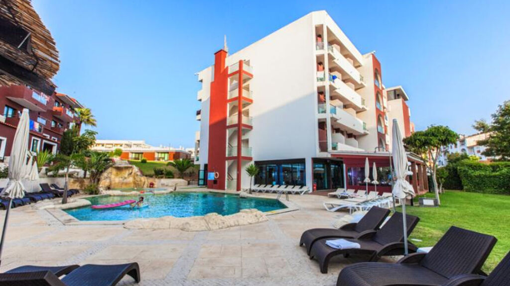 Topazio Mar Beach Hotel and Apartments