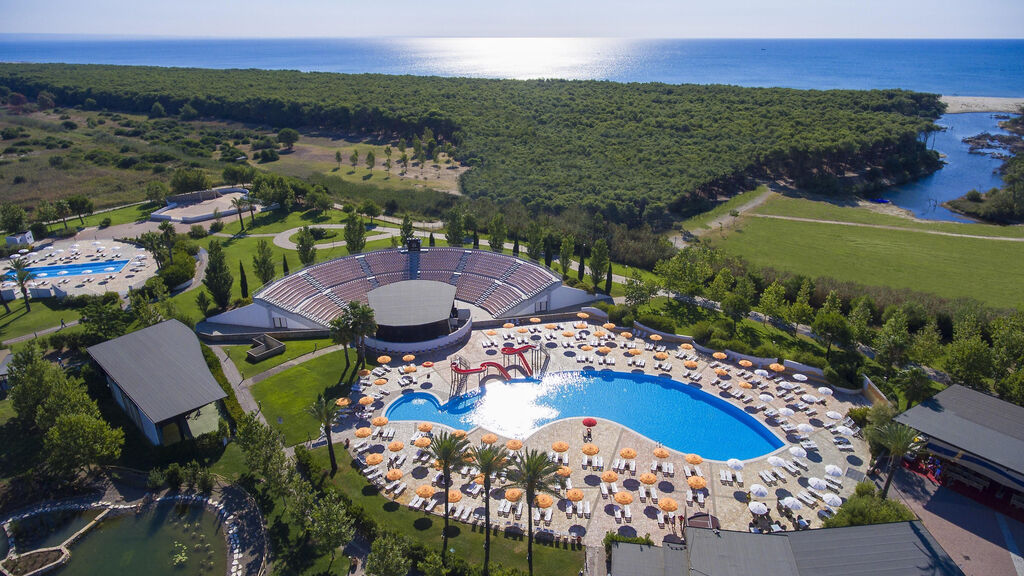 Torreserena Resort