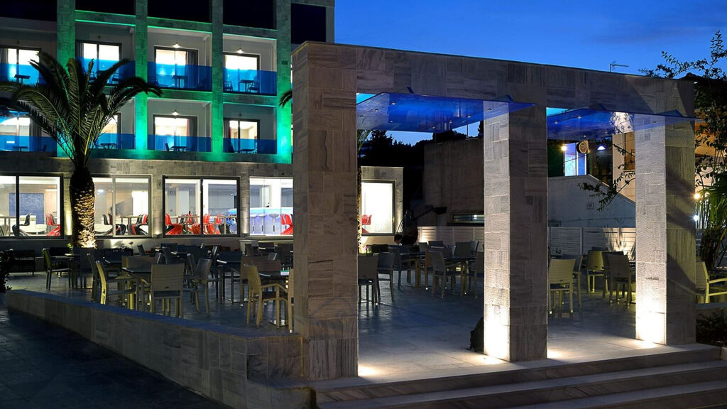 Tryp By Wyndham Corfu Dassia