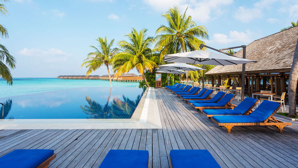 Vilamendhoo Island Resort & Spa