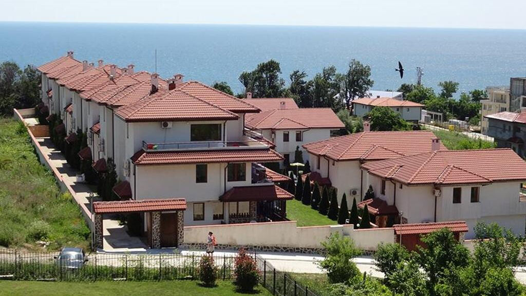 Villa Vemara Club