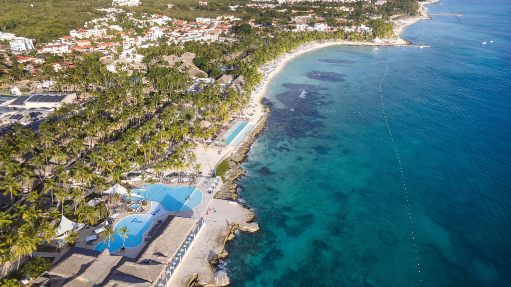 Viva Wyndham Dominicus Beach