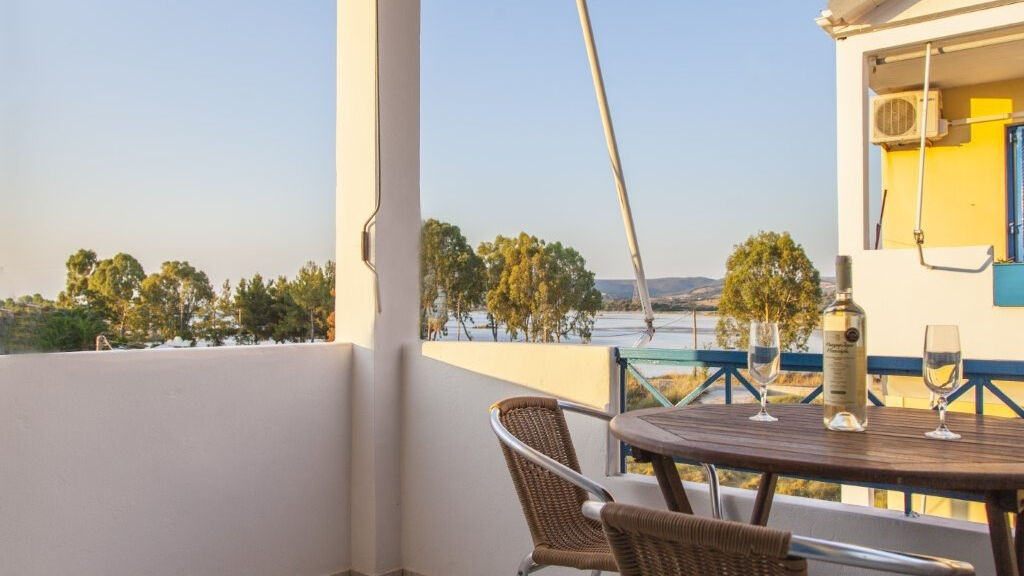 Studia a apartmány Thanasis