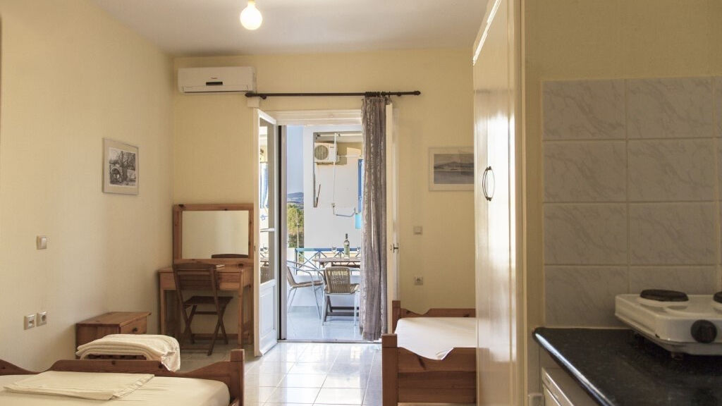 Studia a apartmány Thanasis