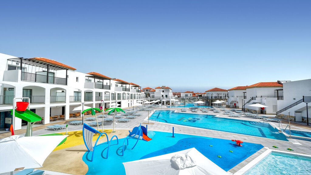 Broncemar Beach Suites