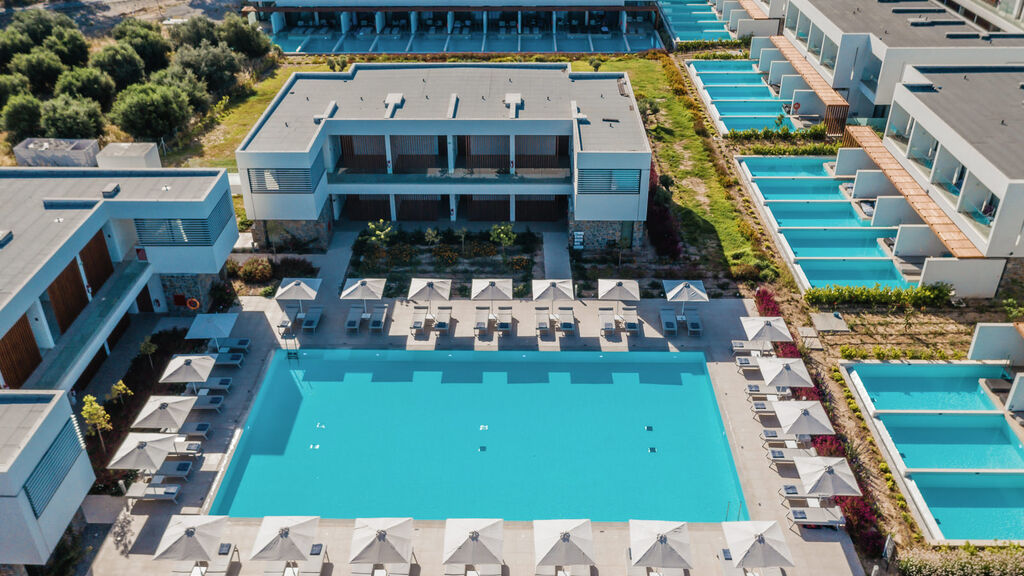 Gennadi Grand Resort