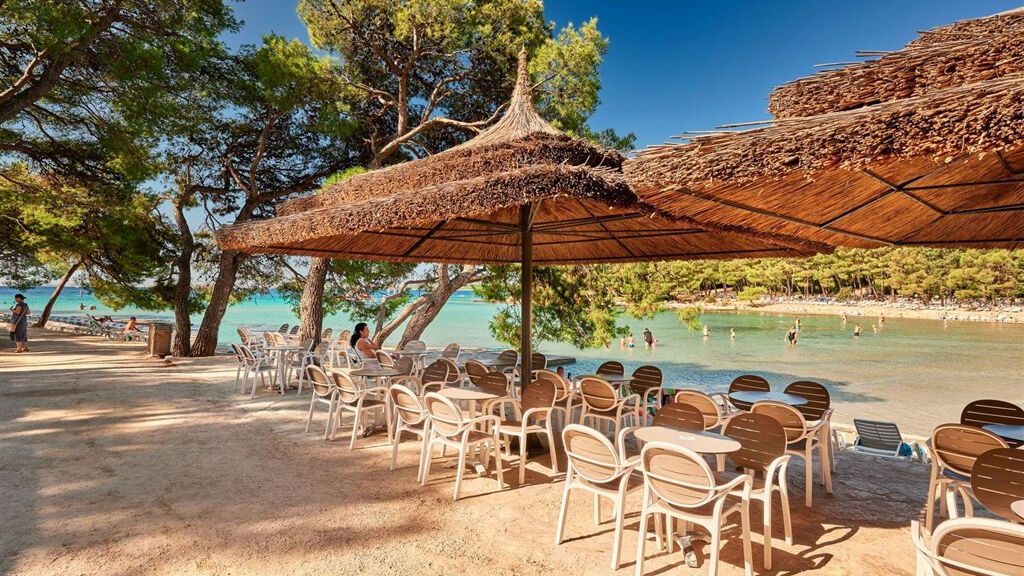 Resort Pine Beach Pakoštane